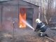 >Пожарные спасли мужчину из горящего гаража 